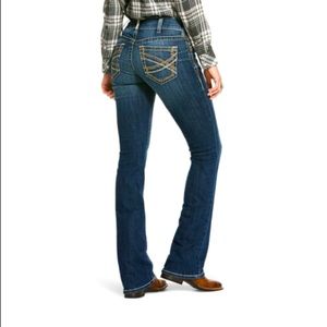 Ariat women’s Jean, mid rise REAL jean bootcut